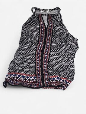 Max Studio Black and White Geometric Blouse